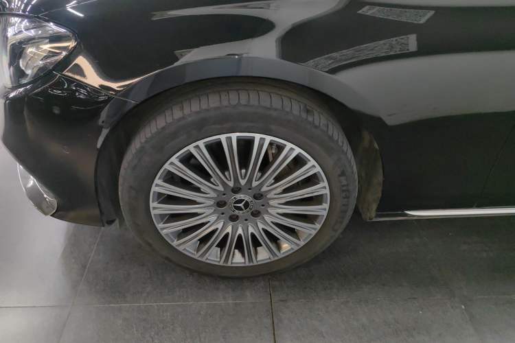 Used Mercedes-Benz E-Class 2020 E 300 L Stylish Model
