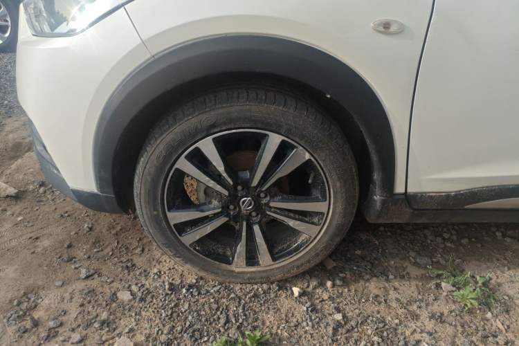 Used Nissan Kicks 2020 1.5L XL CVT Cool Enjoyment Edition