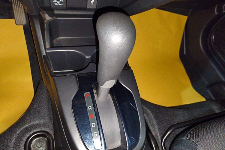 Used Honda Fit 2018 1.5L CVT Comfort Sunroof Version