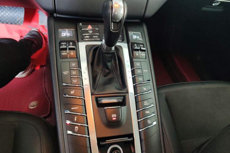 Used Porsche Macan 2017 Macan 2.0T
