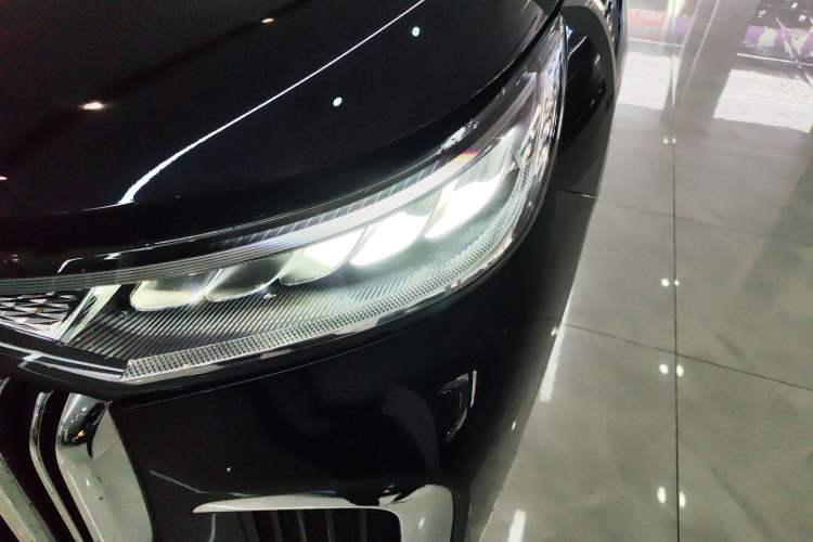 Used VOYAH Dream 2024 PHEV Extended-Range Premium Edition