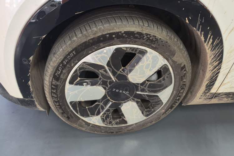 Used Zeekr MIX 2025 Intelligent Driving Version
