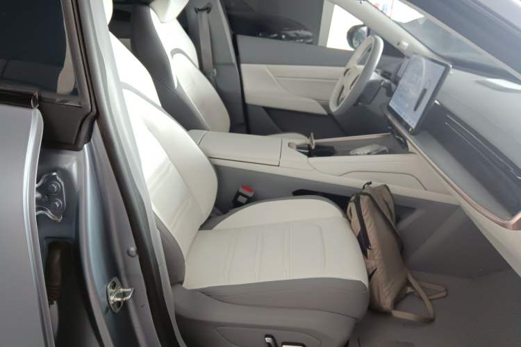 Used Dongfeng eπ eπ007 2024 Pure Electric 540 All-Wheel Drive Max Edition