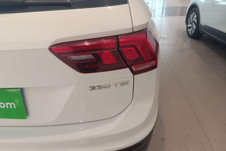 Used Volkswagen Tiguan L 2023 330TSI Automatic Two-Wheel Drive Comfort Edition Exterior 3