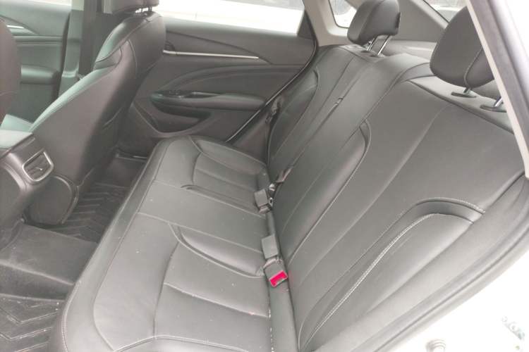 Used Buick GT 2017 15N Automatic Deluxe Edition Left Rear Seat