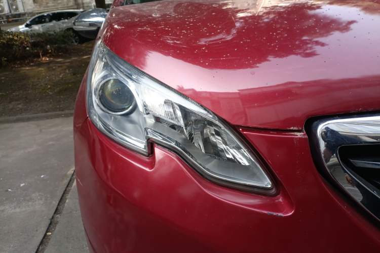 Used Peugeot 2008 2014 1.6L Automatic Navigation Edition