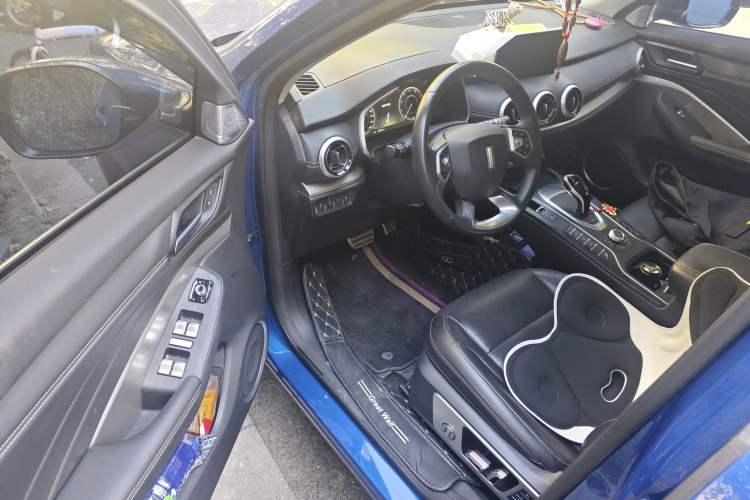 Used Wey VV6 2018 2.0T Two-Wheel Drive Flagship Version China V Standard