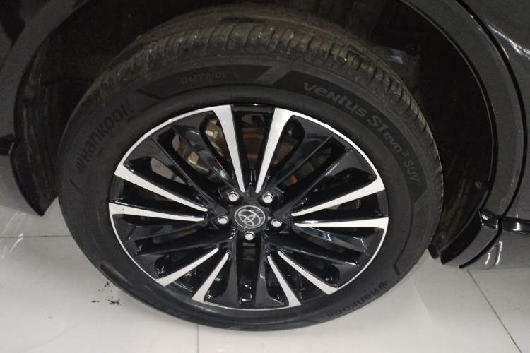 Used Toyota Venza 2022 2.0L CVT Four-Wheel Drive Supreme Edition Right Rear Wheel Hub