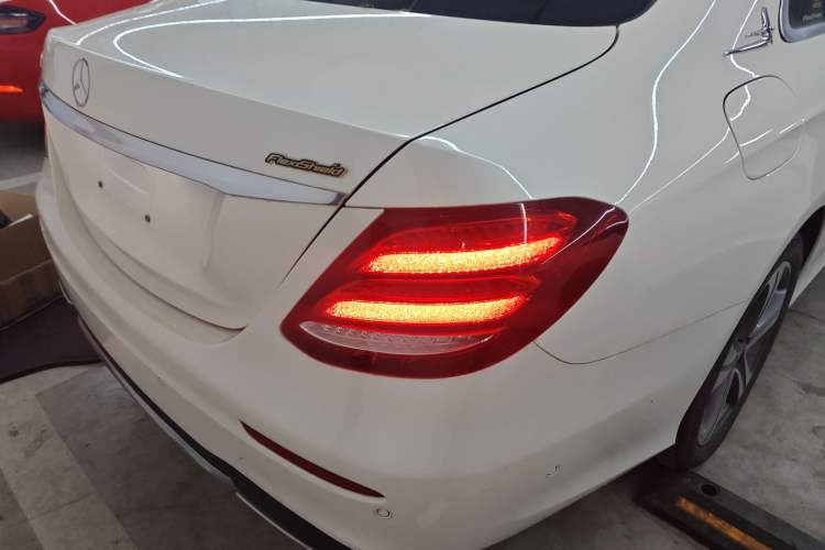 Used Mercedes-Benz E-Class 2019 E 260 L Sport Edition
