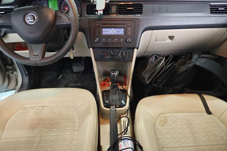 Used Skoda Rapid 2016 1.6L Automatic Chuanxing Edition

