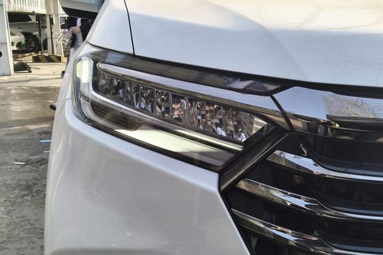 Used Honda Odyssey 2024 2.0L eHEV Sharp & Enjoy Edition