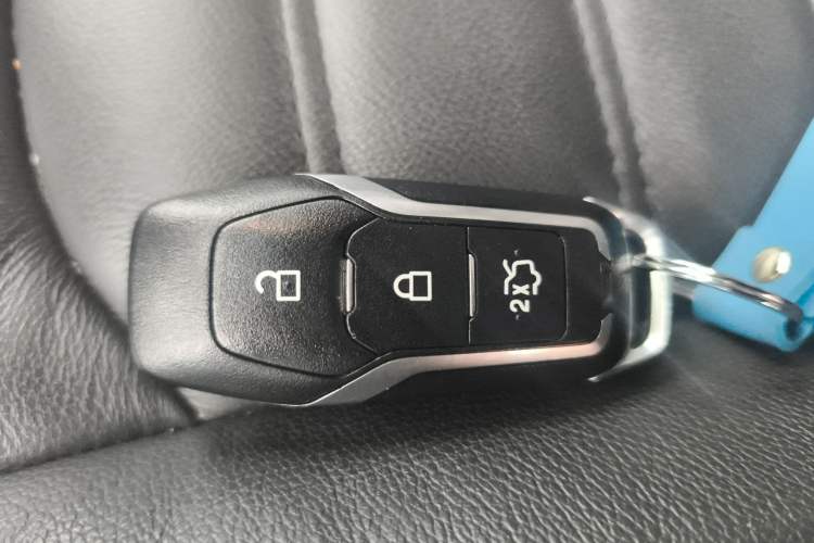 Used Ford Edge 2016 EcoBoost 245 Two-Wheel-Drive Titanium 7-Seater