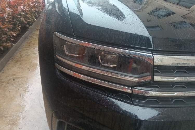 Used Volkswagen Teramont X 2020 380TSI Four-Wheel Drive Prestige Luxury Edition Right Front Headlight