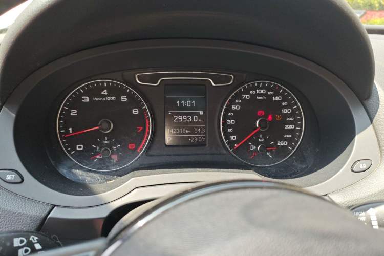 Used Audi Q3 2016 30 TFSI Collector's Edition Comfort Model
