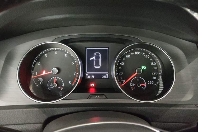 Used Volkswagen Golf 2014 1.4TSI Automatic Comfort Model Instrument Cluster