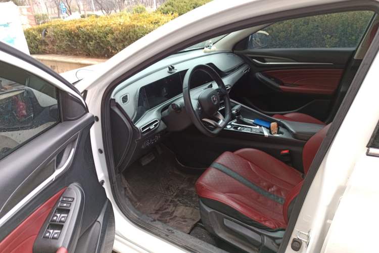 Used Changan Eado 2020 PLUS Blue Whale NE 1.4T GDI DCT Prestige Model
