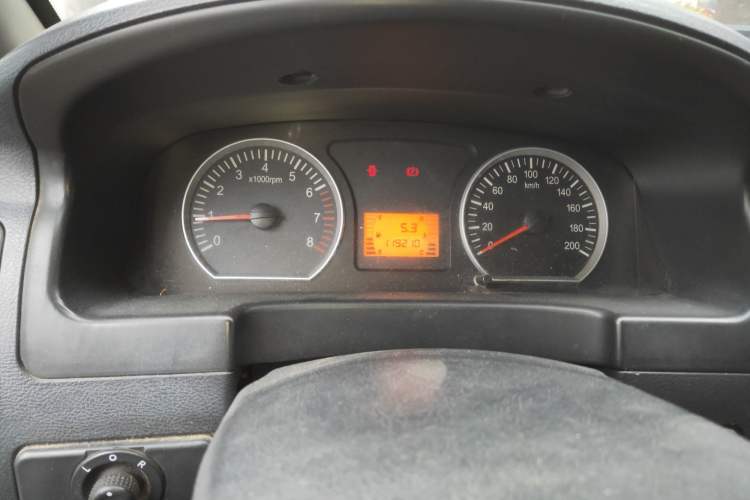 Used FORTHING Lingzhi 2015 M3 1.6L 7-Seater Luxury Model
