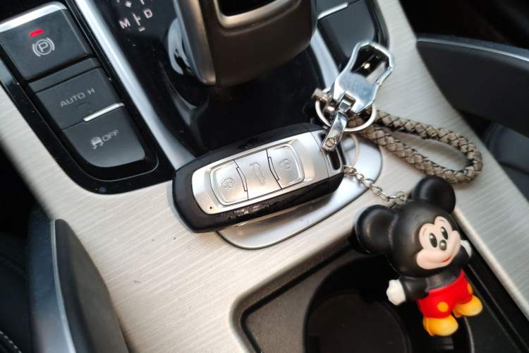 Used Geely Auto Emgrand X7 Sport 2020 1.8TD DCT Two-Wheel Drive Smart Connect 4G-Enabled Version Vehicle Key