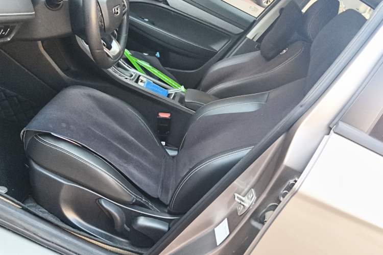 Used Geely Auto Emgrand 2021 UP 1.5L CVT Luxury Model