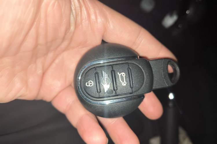 Used MINI MINI 2015 1.5T COOPER Fun Five-Door Edition