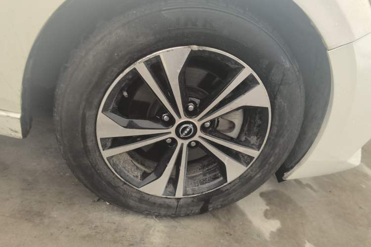Used Nissan Sylphy 2022 All-Electric e-POWER Version with Large Display Right Front Wheel Hub