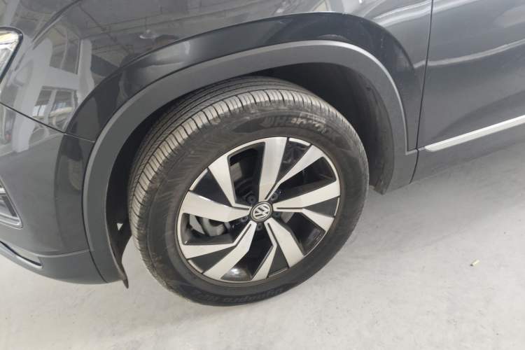 Used Volkswagen Tayron 2022 330TSI Two-Wheel Drive Luxury Smart Connectivity Version