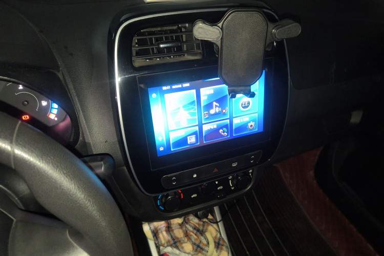 Used Dongfeng Fengon E1 2020 E-Intelligent Model
