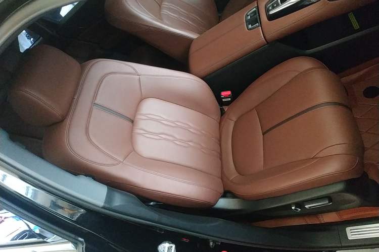 Used Honda UR-V 2020 370TURBO Two-Wheel Drive Luxury Edition
