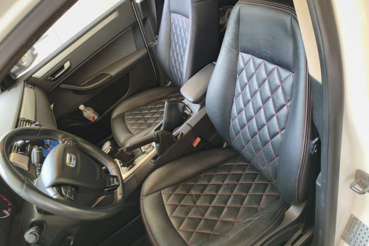 Used Qoros 3 2016 Sedan 1.6L Automatic Zhiyue Model
