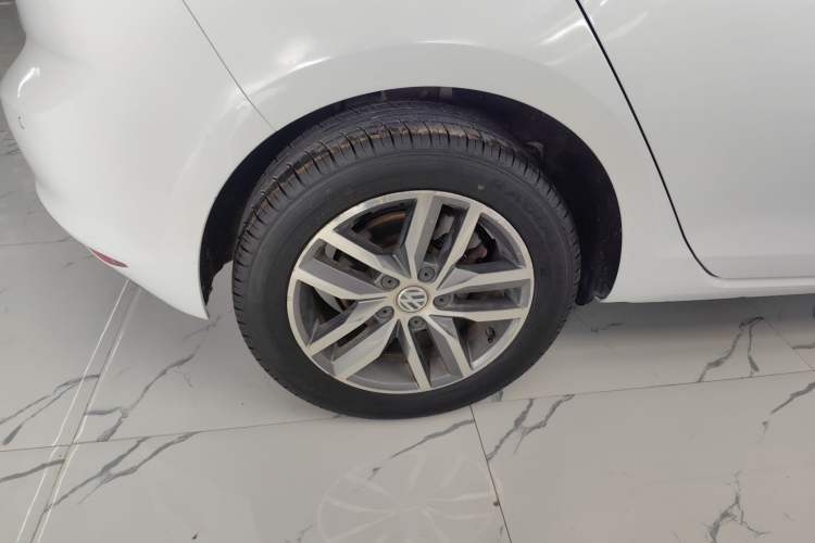 Used Volkswagen Golf 2016 230TSI Automatic Luxury Version
