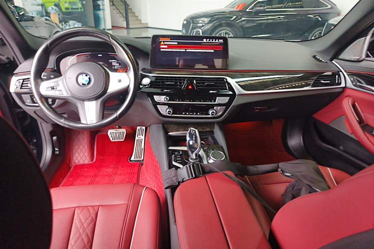Used BMW 5 Series 2022 Restyled 525Li M Sport Package

