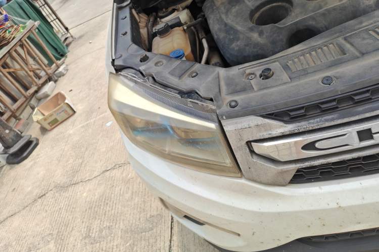 Used CHANGAN CS75 2014 1.8T Automatic Prestige Model China IV Standard
