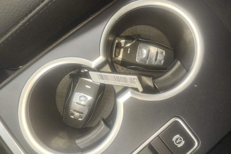 Used Haval H2 2016 Red-Label 1.5T Manual Two-Wheel Drive Luxury Model
