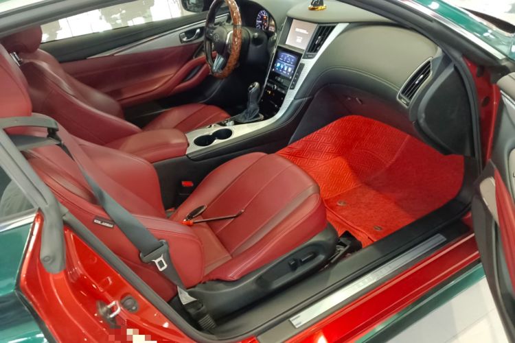 Used Infiniti Q60 2019 S 2.0T Luxury Sport Edition Right Front Seat