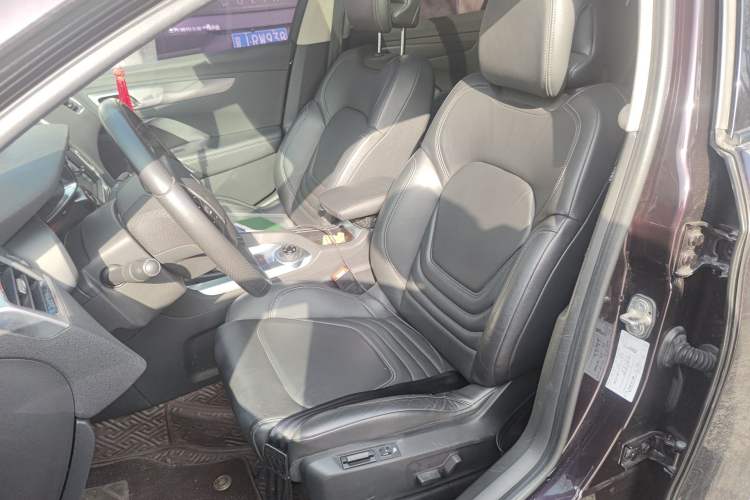 Used DS 6 2016 1.6T Luxury Edition THP160