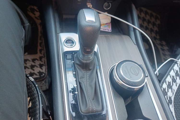 Used Nissan Teana 2021 2.0L XL Comfort Edition Gear Lever