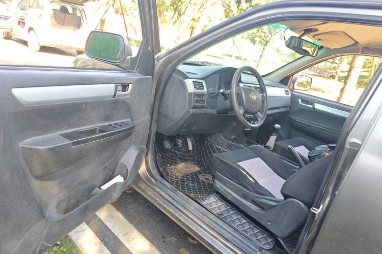 Used CHANGAN KAICHENG Shenqi F30 2019 1.5L Comfort Edition China VI Dual-Cab Long Wheelbase DAM15KL Driver Seat