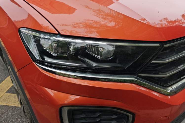 Used Volkswagen T-ROC 2018 280TSI DSG Two-Wheel-Drive Comfort Version China V Standard Right Front Headlight