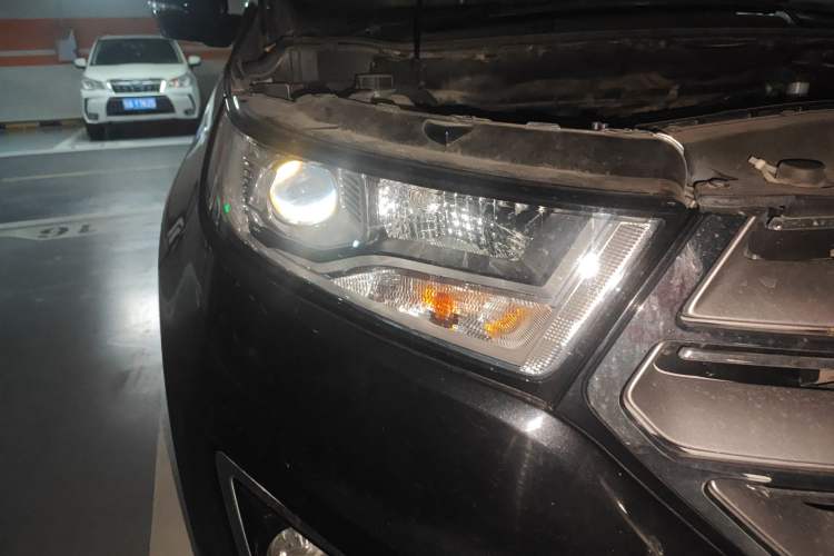 Used Ford Edge 2015 2.0T GTDi Two-Wheel-Drive Platinum Edition