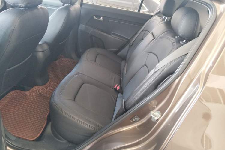 Used Kia Sportage R 2016 2.0L Manual Two-Wheel Drive GL Trim
