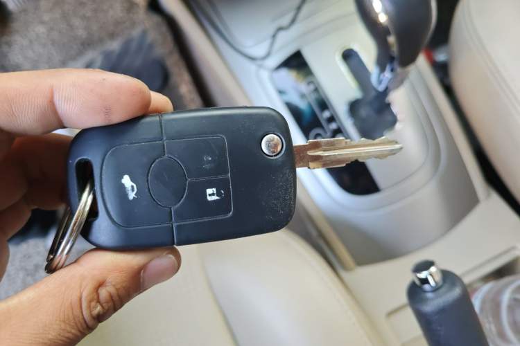 Used Buick Excelle 2013 1.5L Automatic Classic Model
