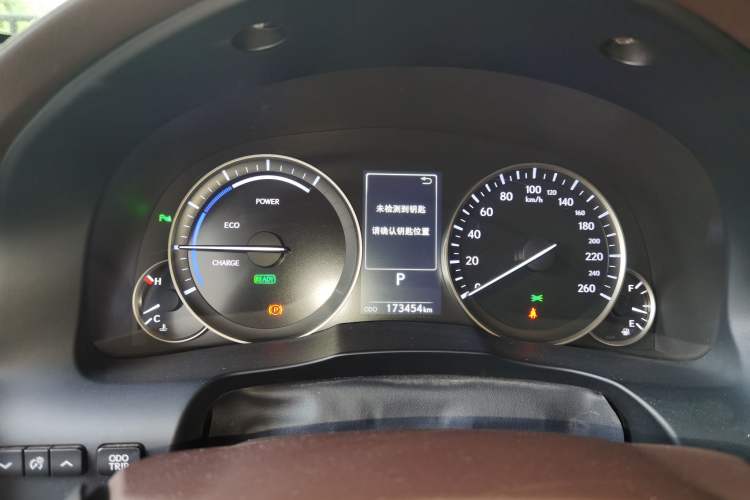 Used Lexus ES 2015 300h Comfort Edition
