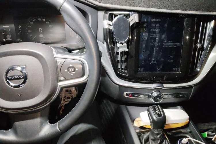 Used Volvo XC60 2018 T5 4x4 Zhiyi Edition
