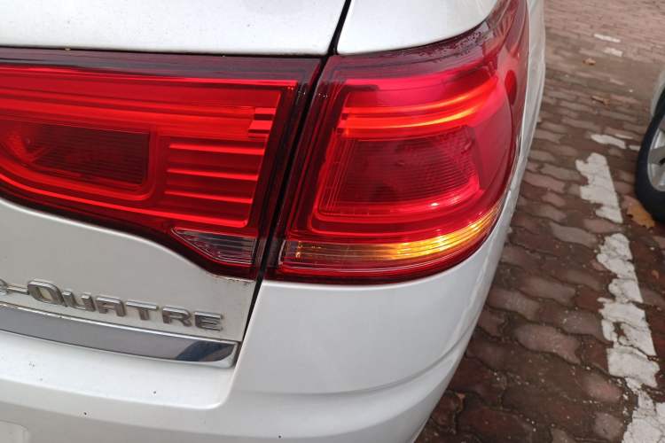 Used Citroen C-Quatre 2016 Classic Sedan 1.6L Manual - Premium Version