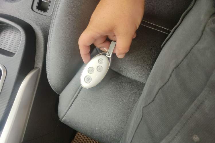 Used BYD Yuan New Energy 2018 EV360 Smart Connected Cool Model Vehicle Key