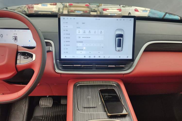 Used Dongfeng eπ eπ008 2024 210Max Range-Extended Version 6 Seats