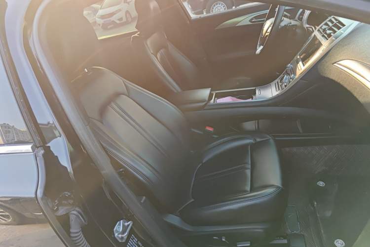 Used Lincoln MKZ 2019 2.0T Zunyue Edition China VI Standard
