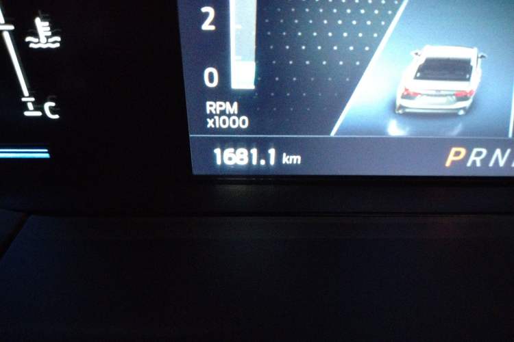 Used Ford Focus 2021 Hatchback EcoBoost 180 Automatic Titanium Edition Odometer Close Up