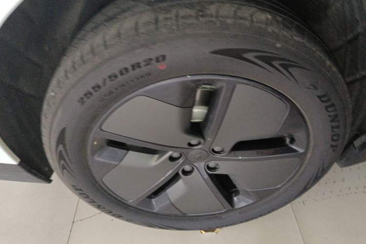 Used Li Auto Li Auto i6 2025 Model Two-Wheel-Drive Standard Type