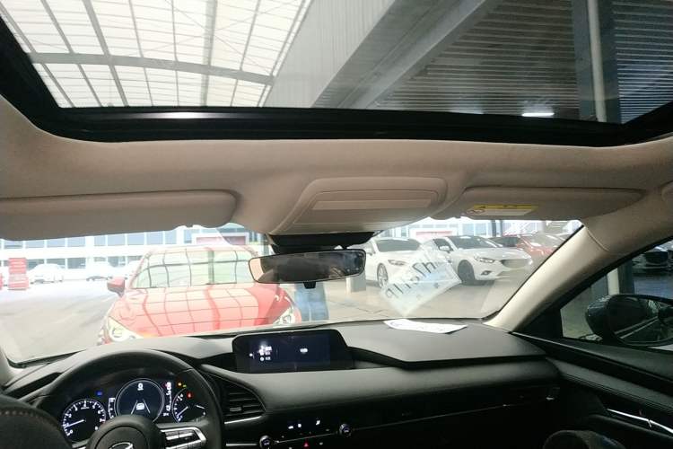 Used Mazda 3 Axela 2020 2.0L Automatic Zhiya Edition Headliner